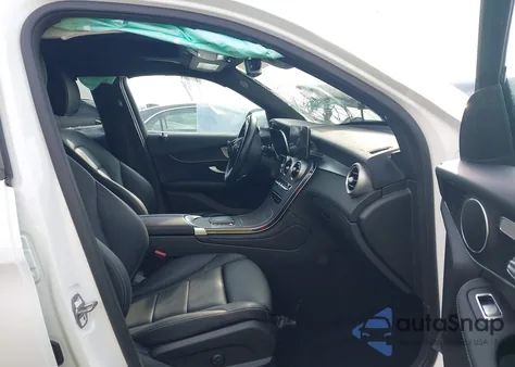 2022 Mercedes-Benz Glc 300 4Matic Suv from USA, damaged, VIN W1N0G8EB5NG118153